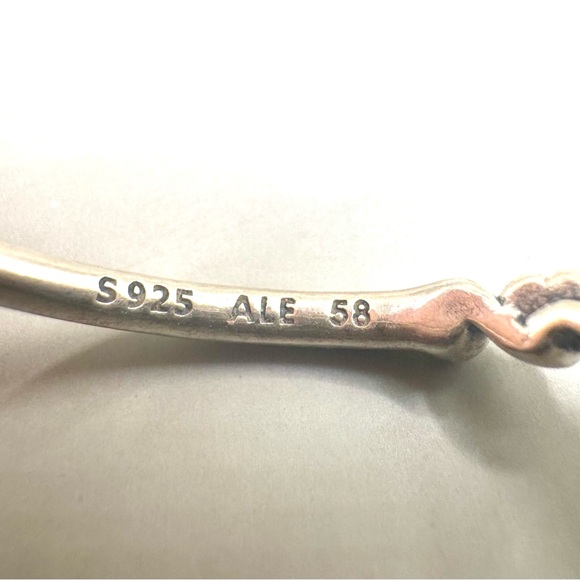 Pandora Sterling Silver Fairy Tale Tiara Wishbone Band Ring - Picture 5 of 5